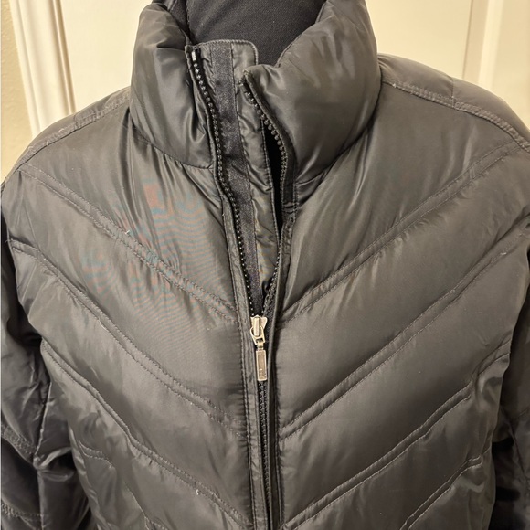 Eddie Bauer Goose Down Black Puffer Jacket coat Medium Packable Puffy Packable - Picture 12 of 16